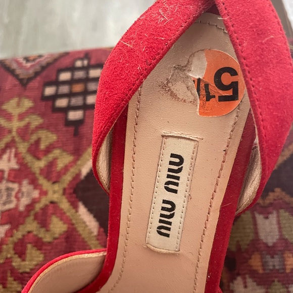 MIU MIU RED PLATFORM HEELS - Picture 11 of 16